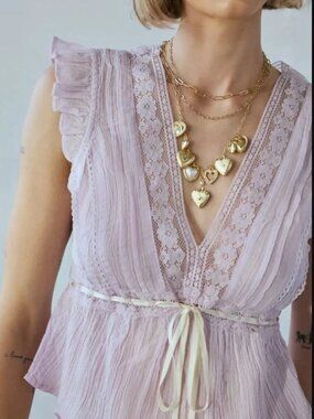 Kimchi Blue Ava Flutter Sleeve Tie-Front Babydoll Top V Neck Lace XL